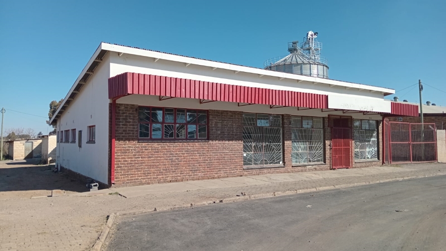  Bedroom Property for Sale in Bloemhof North West
